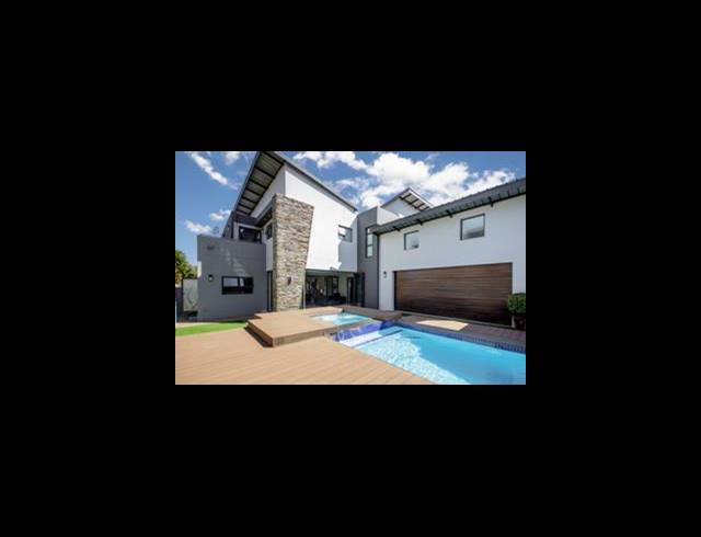 4 BEDROOM HOUSE FOR SALE IN EYE OF AFRICA